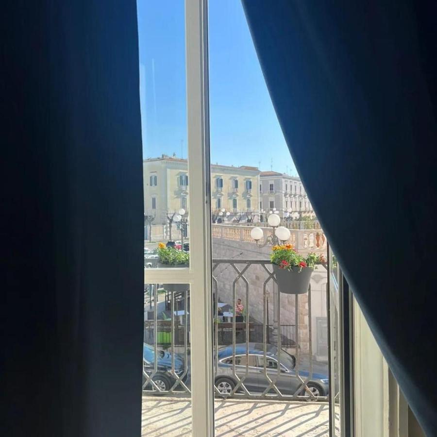 Seaport #Rooms Trani Zewnętrze zdjęcie